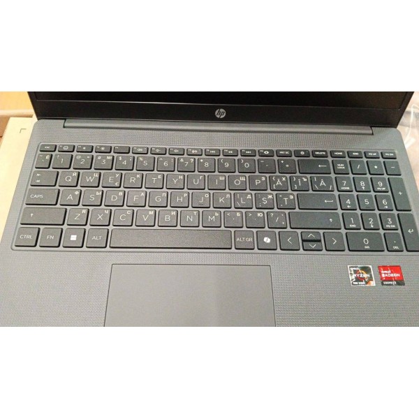 Ноутбук HP15 15-fc0045nq 15.6